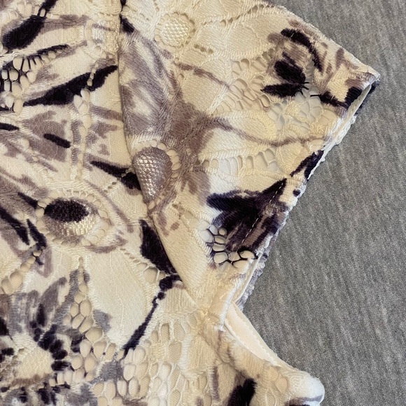 Liz Claiborne White and Purple Floral Midi Dress size 12 lined - Picture 6 of 8